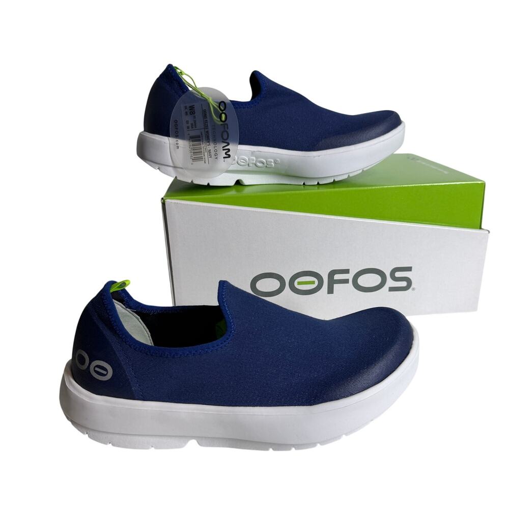OOFOS Women’s OOmg eeZee Low Navy Blue Recovery Slip On Shoes size 8 NEW